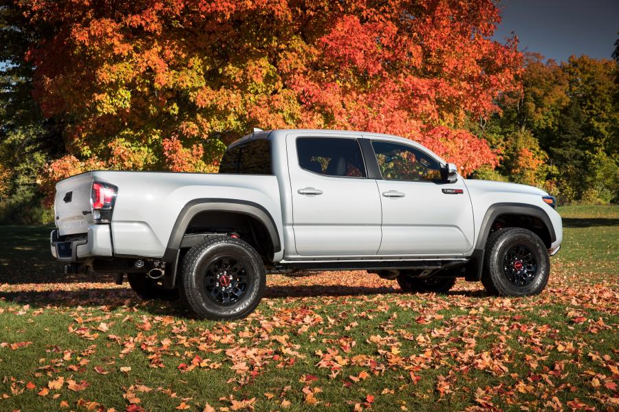  Toyota Tacoma TRD Pro Double Cab 2016 года  (фото 17 из 45)